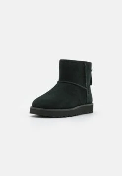 Ugg Classic Mini Logo Zip - Støvletter - Black -Ugg 0e1dc539d3ff4422a2019936696adf51