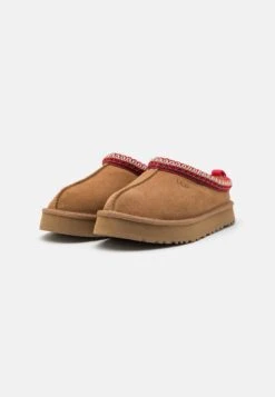 Ugg Tazz Unisex - Tøfler - Chestnut -Ugg 1e45b1fc8e0143d9a67e95e5556bb851