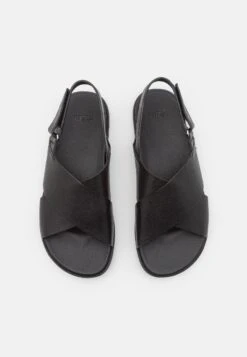 Ugg Solivan Slingback - Sandaler - Black 11 Ugg Solivan Slingback - Sandaler - Black -Ugg 23496a12d72d4a37aad4da57fc860be5
