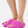 Ugg Foamo Slide - Sandaler - Dragon Fruit