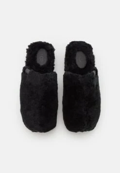 Ugg Fuzz Sugar - Sandaler - Black -Ugg 2a4246e898d741fb981723b24178f688