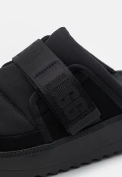 Ugg Maxxer Strap Slide - Sandaler - Black -Ugg 3ef63f4bc3624391a5f09147cdc317d2