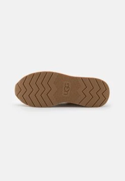 Ugg Retrainer - Joggesko - Driftwood -Ugg 48a5aee650884958a249c8da8a199f6f