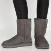 Ugg Classic Short - Støvletter - Grey