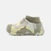 Ugg Tasman X Camopop - Slippers - Moss Green