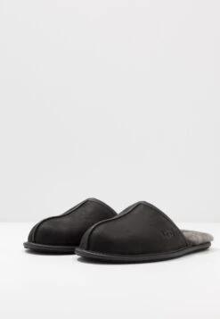 Ugg Scuff - Tøfler - Black -Ugg 55568eeb31cd4a09b39169776c6b0127
