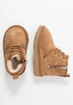 Ugg Neumel - Snørestøvletter - Chestnut