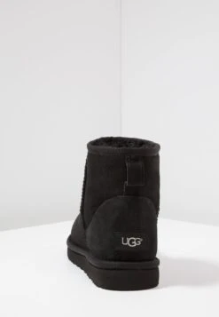 Ugg Classic Mini - Støvletter - Black -Ugg 5c3df8a71311408f815b3420df1f277d