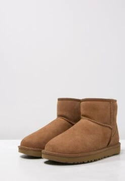 Ugg Classic Mini - Støvletter - Chestnut -Ugg 6395ffc1931a44319186fc016b0dacbe
