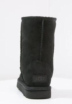 Ugg Classic Short - Støvletter - Black -Ugg 6f456cd699f940ab9b09e1fa1945b0f2