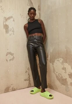 Ugg Foamo Slide - Sandaler - Pale Chartreuse -Ugg 708d8c59f1da4492a596a3b913b529a7