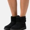 Ugg Classic Mini Logo Zip - Støvletter - Black