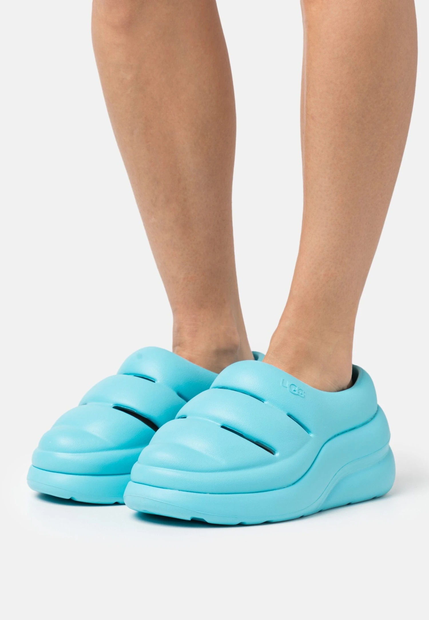 Ugg Sport Yeah- Slippers - Summer Sky 1 Ugg Sport Yeah- Slippers - Summer Sky