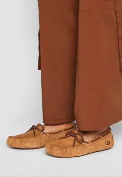 Ugg Dakota - Tøfler - Chestnut -Ugg 89e94429d3ae4609be92b6187fcdbfce