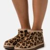 Ugg Classic Ultra Mini Spotty - Vinterstøvler - Natural