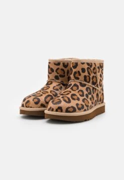 Ugg Classic Mini Spotty - Vinterstøvler - Natural -Ugg 953270e7b76644e390f9f6ccbf41c737