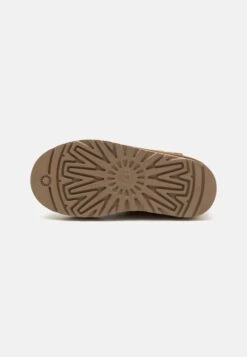 Ugg Neumel Platform Unisex - Støvletter - Chestnut -Ugg 956d4023e11f47b7bb88e49d6198cbe3