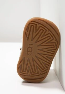 Ugg Jorie Metallic - Babysko - Gold -Ugg 9b15fd497c684a6285dd672e29c31ef7