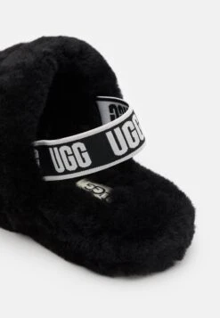 Ugg Fluff Yeah Slide - Sandaler - Black -Ugg a087ef9fd36c49cdb270a7a825b14e8f
