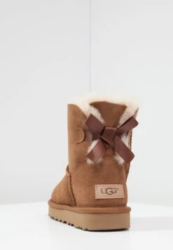 Ugg Mini Bailey Bow - Støvletter - Chestnut -Ugg ac1ca5c76083436e861a78351c7517f6