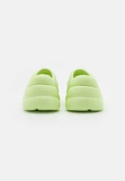 Ugg Sport Yeah- Slippers - Melon Green 9 Ugg Sport Yeah- Slippers - Melon Green -Ugg b2823dc565e5493485a98ac4520448f2