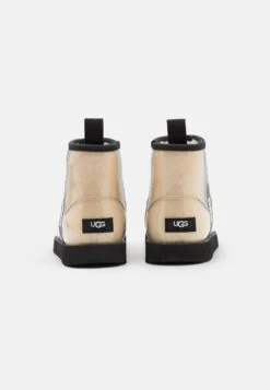 Ugg Classic Clear Mini Ii - Gummistøvler - Natural/Black -Ugg b5afeb81517a49fd8aaa895983cd3ec8