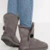 Ugg Bailey Button Ii - Støvletter - Grey