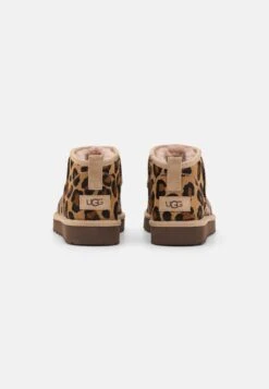 Ugg Classic Ultra Mini Spotty - Vinterstøvler - Natural -Ugg f085a88870f3425ab9fe436df0e823a1