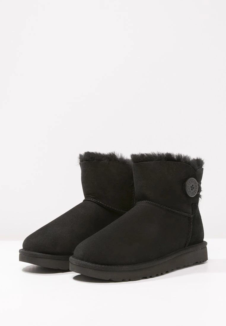 Ugg Mini Bailey Button - Ankelboots - Black 6 Ugg Mini Bailey Button - Ankelboots - Black - Bilde 6