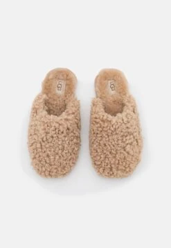 Ugg Maxi Curly Slide - Tøfler - Sand -Ugg f453644d60ea4dbbbff756127bea6510