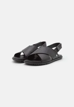 Ugg Solivan Slingback - Sandaler - Black 8 Ugg Solivan Slingback - Sandaler - Black -Ugg f7f7967f44ae4e89b6642a22afe35c2d