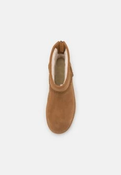Ugg Classic Mini Logo Zip - Støvletter - Chestnut -Ugg f92e16fb60bc4ddfa7ea61b712375f9d