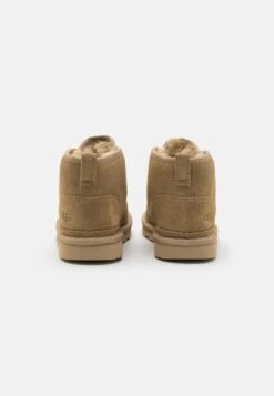 Ugg Neumel Ii Unisex - Snørestøvletter - Mustard Seed 8 Ugg Neumel Ii Unisex - Snørestøvletter - Mustard Seed -Ugg fe3a5a0ed8d443f2932b87b96a156161